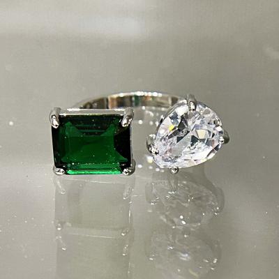 China Cute High Quality Classic Hot Sale Jewelry KYRA01408 Platinum Plated Green Shine Zircon Ring For Women for sale