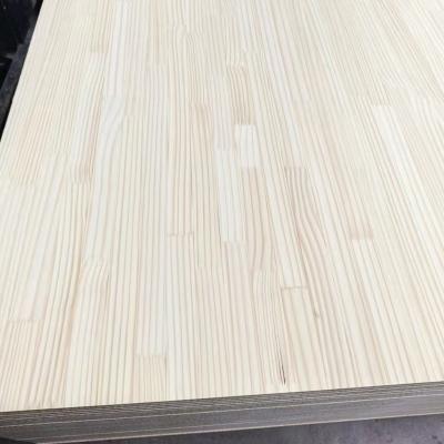 China Good Quality Modern Solid Wood Lumber 2x4 Panel Construction Solid Pine Wood Lumber for sale