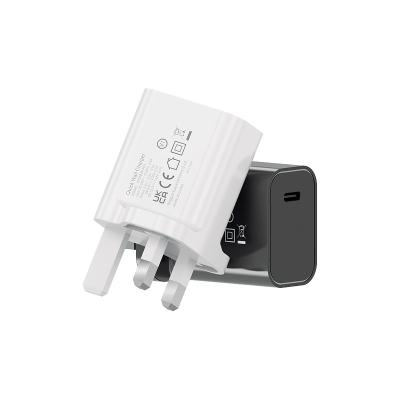 China Household Electrical Appliances UK PIN 20w Type c PD fast charger for smart phone for sale