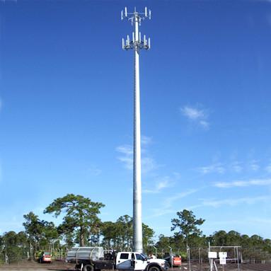 China capa galvanizada tubular de acero del polvo de la inmersión caliente de la torre los 60m del alto palo del 15m en venta