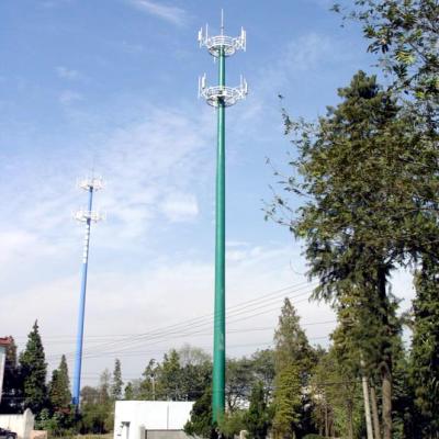 China La inmersión caliente tubular de acero de poste los 60m de la antena móvil 5G de las telecomunicaciones galvanizó en venta