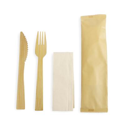 China Fashionable disposable biodegradable organic bamboo and wooden tableware knives are popular in China for sale