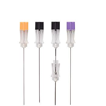 Cina 18G-27G Spinal Needle Pencil Point Medical Spinal Needle con Quincke bevel o Pencil point con Introducer in vendita