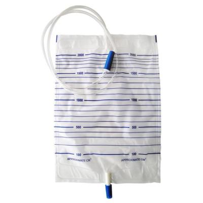 China 2000ml PVC Adult Urine Collection Bag Disposable Urine Bag en venta