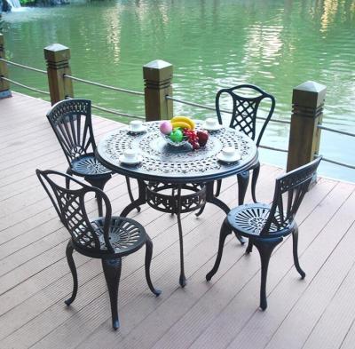 China Modern Furniture Wrought Aluminum Cast Iron Table And Chair Garden Table And Chairs for sale