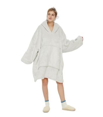 China Good Quality PORTABLE Wholesale Customized Peep Customer Hoodie Oversized Funky Blanket With Front Pocket for sale