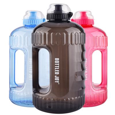 China Sustainable Bestseller BPA FREE Large Water Bottle With Dust Lid 2.2L Sports PETG Plastic Water Bottle For Hiking for sale