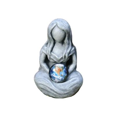 China JOWYAR Europe Home and Earth Statue Polyresin Figurine Gaia Art Statue Earth Mother Goddess Garden Decoration Resin for Mother for sale