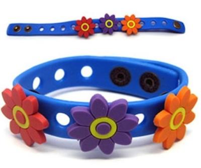 China Promotional Flower Soft PVC Silicone Charm Shoe Hole Bangle Wristband Rubber Wrist Strap for sale