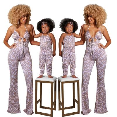 China Breathable Wholesale AIXI Outfits Mom And Me Spring Sweatsuits Jumpsuit for sale