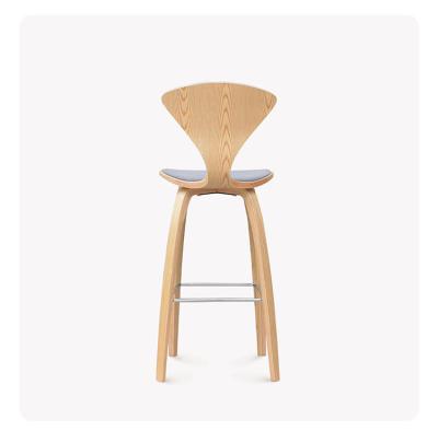 China 2022 Modern Latest High End Bar Stool Suitable For Modern Family Wooden Bar Stool Chair for sale