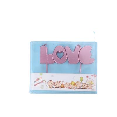 China Birthdays 2023 Wholesale Gold Colore Letter LOVE Metallic Candles Designs Birthday Party Cake Decoration Candle Happy Birthday Candles for sale