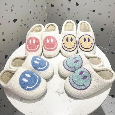 China Fashion Trend 1MMX57 Women Plus Size Comfortable Indoor Bedroom Smiley Face Slippers Winter Slippers for sale