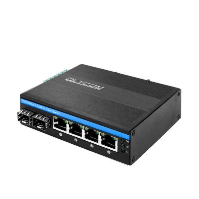 China Industriële onbeheerde POE-switch met 2 SFP-poorten en 4 UTP's voor FCC- en CE-naleving Te koop