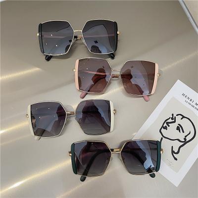 China Fashion sunglasses 2023 new fashion trend sunglasses women model sunglasses superior sense of large frame Anti-UV sunglasses for sale