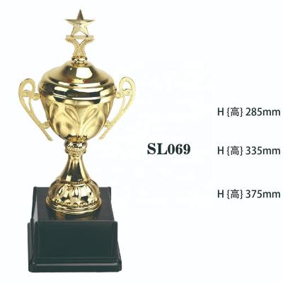 China High Quality China Trophy China Gold Plated Metal Trophy Cups Football Club Event Trophy Metal for sale