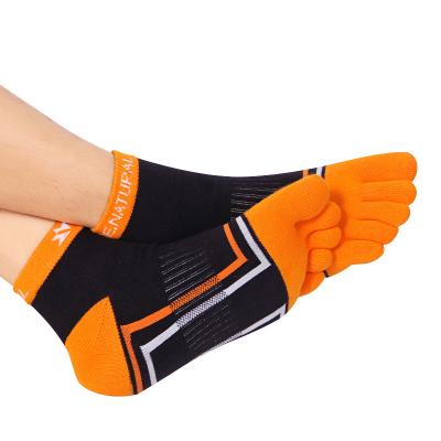 China QUICK DRY Wholesale Ankle 90% Cotton Five Finger Sock Five Toe Socks For Men With Toe for sale