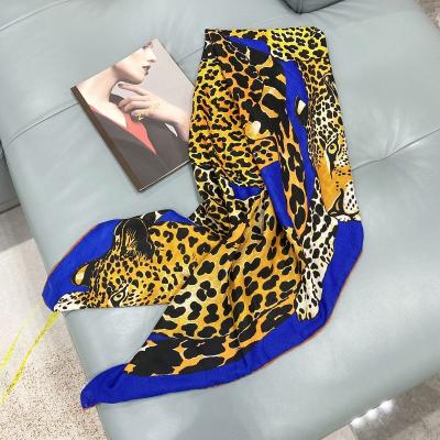 China New Korean style leopard print scarf in autumn and winter women's fashion beach decorative shawl for sale