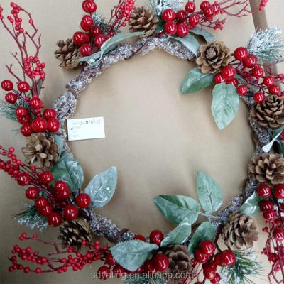 China Professional Direct Sale Plastic Berry China Supplier Artificial Christmas Wreath for sale