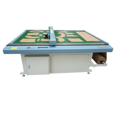 China Retail Market Pattern Cutter Leather Cutting Machine with 1500*1200mm Cutting Scope for sale