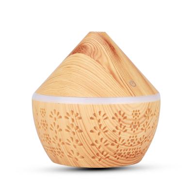 China 2021 Car Success Nebulizing Wood Grain Aroma Fresh Aroma Stone Diffuser With Led Light for sale