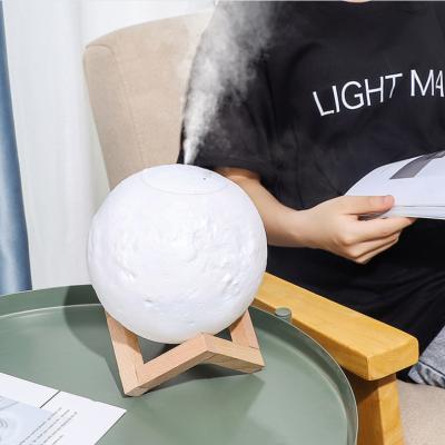 China Hotel Factory Direct Sale Moonlight Essential Oil Humidifier Bedroom Diffuser Silent Led Humidifier for sale