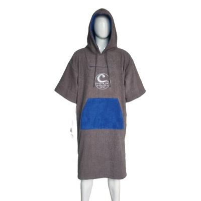 China 100% Water Absorption Customized Strong Logo Cotton Adult Hooded Surf Poncho Beach Wetsuit Beach Wetsuit Surf Poncho Swimming Towel for sale