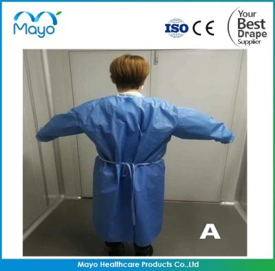 China Materiais de consumo médicos descartáveis do vestido do isolamento do PPE EN13795 à venda