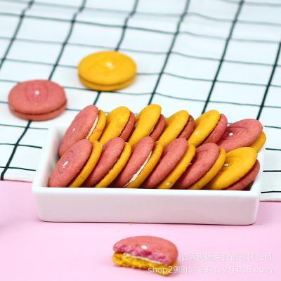 China Normal Wholesale Halal Snacks Mini Macaron Filled Biscuit Cookies for sale