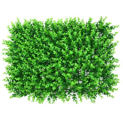 China Eco-friendly Custom Vertical Garden Hedge Fence Wall Artificial Green Plant Living Wall for sale