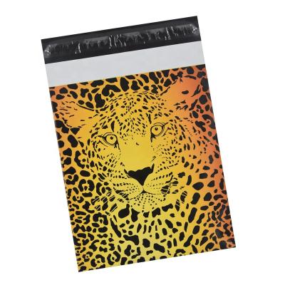 China Strong Adhesive Bubble Mailer Compostable Yellow Plastic Mailing Bags Leopard Yellow Mailers for sale