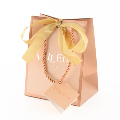 China 2021 Materials 2021 Luxury Shopping Recycled Luxury Logo Gift Custom Printed Paper Bag No Minimum With Ribbon Handle for sale