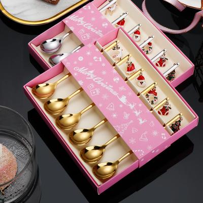 China Dishwasher Safe Antique Gold Stainless Steel Coffee Spoon With Decorative Christmas Pendant Gift Box for sale