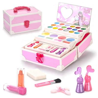 China Pretend Play Toiletry Practice Cosmetics Case Girls Make Up Toy Set 2212*13 cm for sale