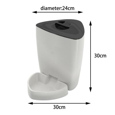 China Auto Automatic Pet Driver On The Timer Big Dog Automatic Dog Cat Water Feeder for sale