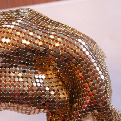 Chine Decorative Cladding Metal Aluminum Sequins Oil Resistant Metal Mesh Garment à vendre