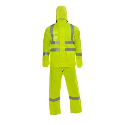 China 2022 Cheap Outdoor High Visibility Hot Selling Reflective Raincoat Raincoat Windproof Raincoats for sale