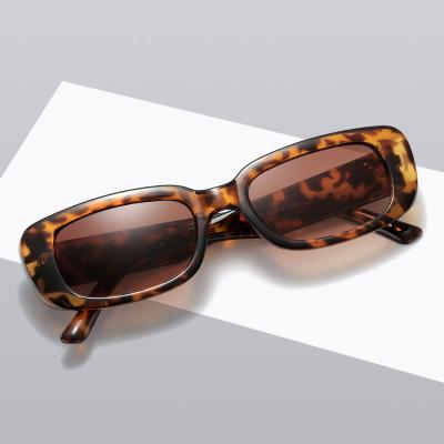 China Fashion Sunglasses Lastet Style Vintage Cool Retro Small Oval Frame Sunglasses Women 2021 Retro Shades Sunglasses Women for sale