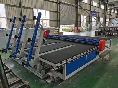 China Máquina de corte de vidrio con un año de servicio postventa línea de corte automática CNC en venta