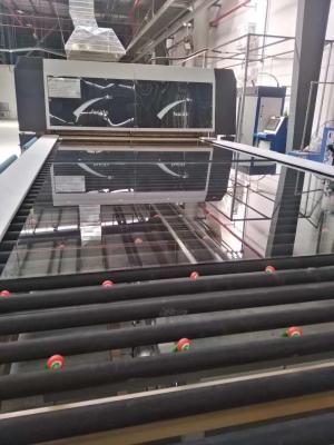 Chine Ligne de production de machines de forage de verre trempé pour usine de fabrication de verre trempé à vendre