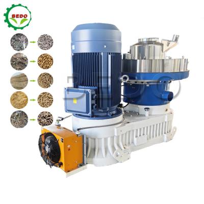 China 132KW 560mm Ring Die Wood Pellet Machine With 15 Months Warranty for sale