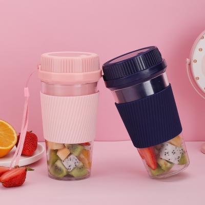 China Fashion and 2020 new design portable juicers in India blender and blender usb with cheap price for sale