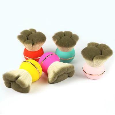 China Angular Blush Makeup Brush Factory Wholesale Cute High Quality Synthetic Hair Vegan Cat Makeup Brush for sale