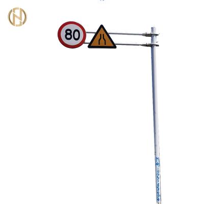 China 6.8M Hot Dip Galvanized Steel Cantilever Traffic Lights Poles with 4M Arm for sale