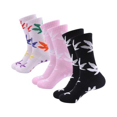 China Socks Manufacturer Custom Men Crew Breathable Cotton Sports Socks, 3D Printed Jacquard Fashion Mens Socks for sale