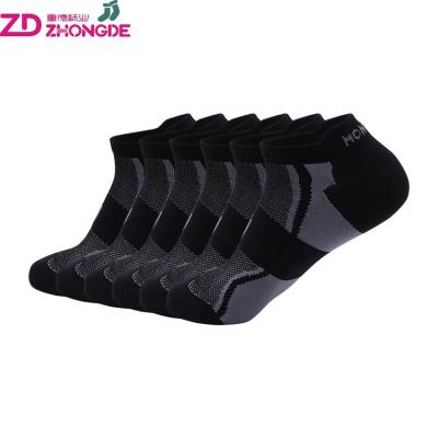 China Anti-Slip Mens Cotton Nylon Custom Design Athletic Running Sports Socks Manufacturer for sale