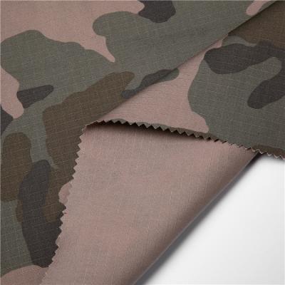 China Viable Custom Spandex Cotton Blended Stretch Fabric Factory Casual Wear Low Plaid Production Camouflage Print Fabric for sale