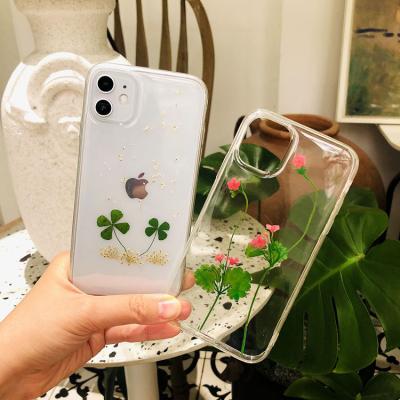 China Luxury Custom Designers Beautiful Lightweight Clear Acrylic Fancy Flower Pattern Biodegradable Cell Phone Bags For iPhone 11 x oppo reno 2 for sale