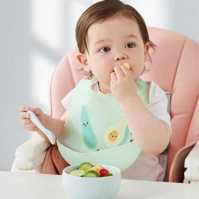 China Hot Selling Adjustable Silicone KUB Silicone Baby Bibs Lightweight Children's Feeding Bib for sale