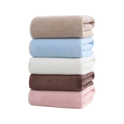 China Modern contracted absorbent double-sided towel safe for children household coral water control bath towel pineapple factory direct sale velvet for sale